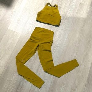 Lululemon Workout Set